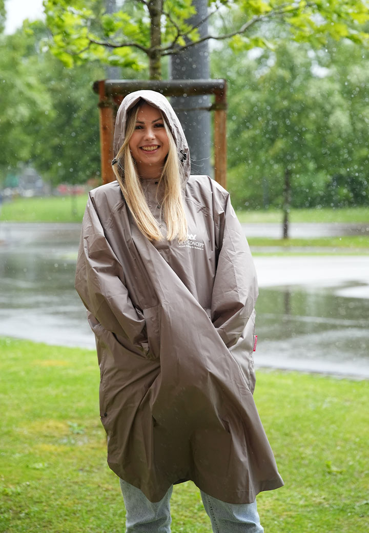 Vet-Concept X Reisenthel Regenponcho taupe Picture 2