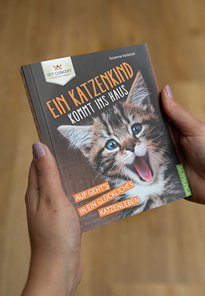 Book - Ein Katzenkind kommt ins Haus