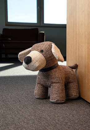 Door stopper dog Pepe