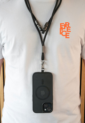 Vet-Concept cell phone carrier & charging cable