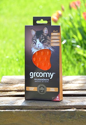 groomy Care Brush